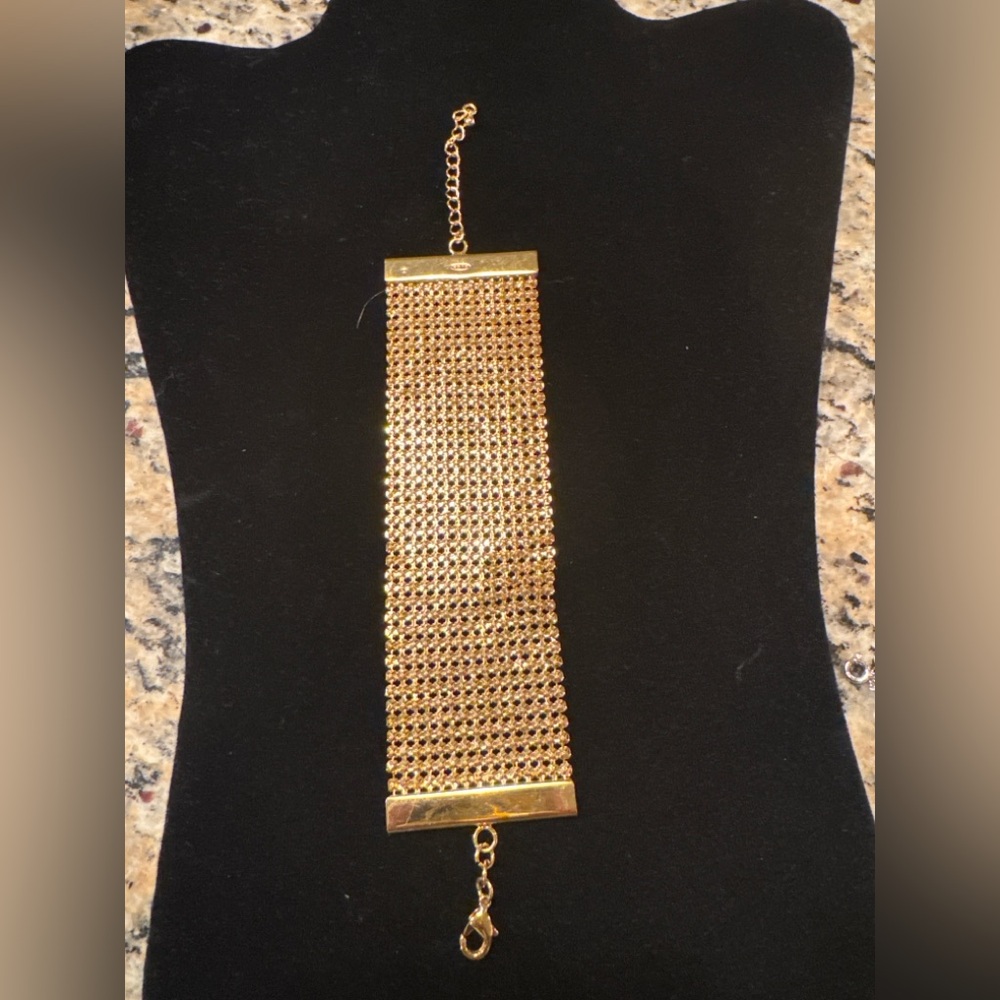 Vintage Avon Gold Tone Mesh Bracelet Wide Statement Runway Glam 8”